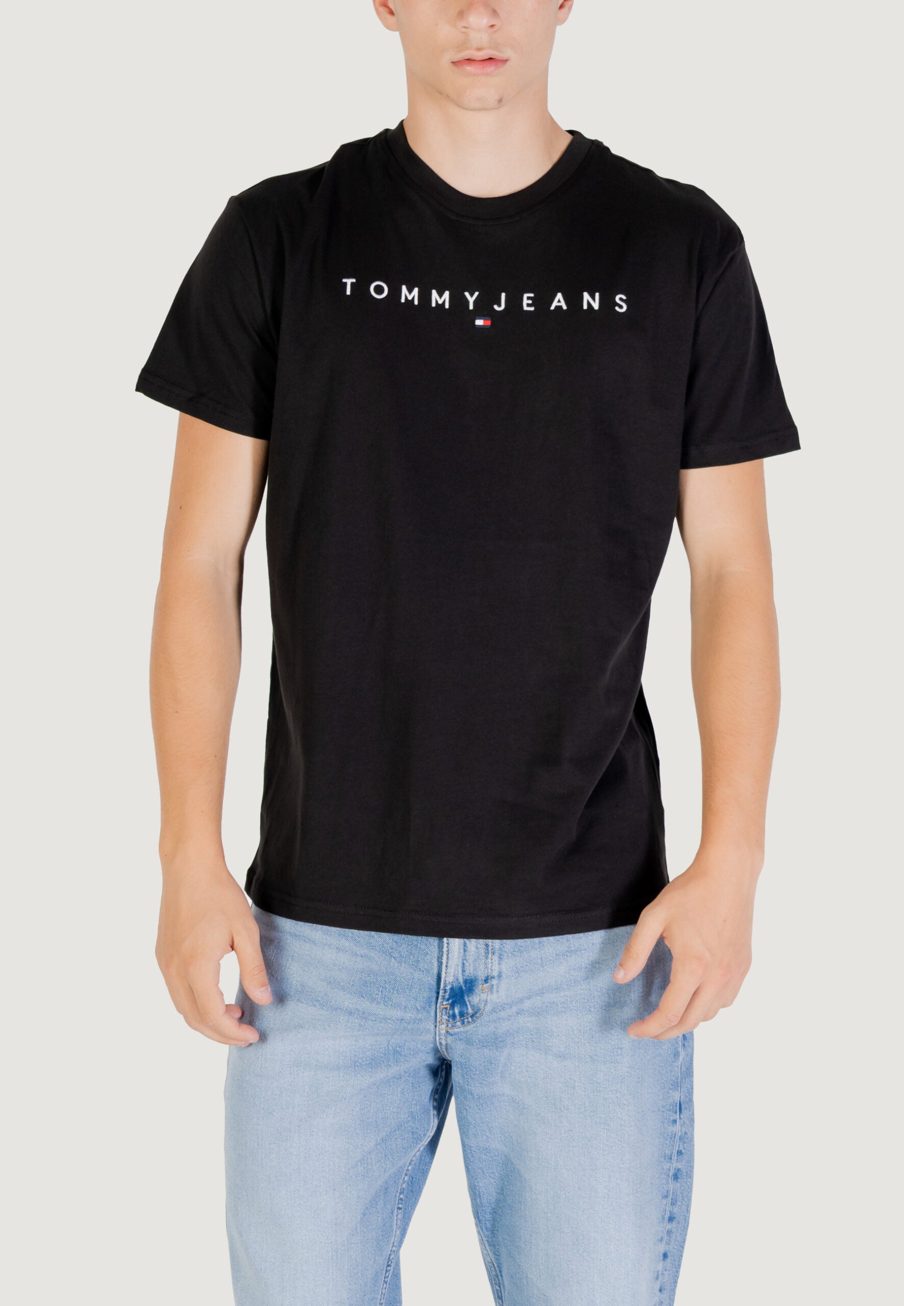Tommy Hilfiger Jeans TJM Regular Fit Black T-Shirt - Linear Logo