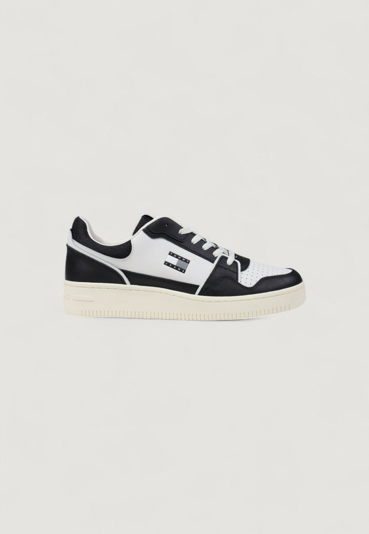Tommy Hilfiger Jeans TJM Men's Black Retro Basket Sneakers